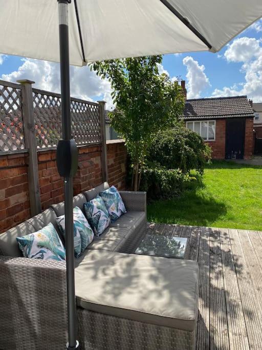 Spacious Victorian Townhouse With Cathedral Views Lincoln Exterior foto